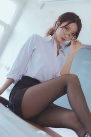 亚洲乱亚洲乱妇28p_4K在线播放