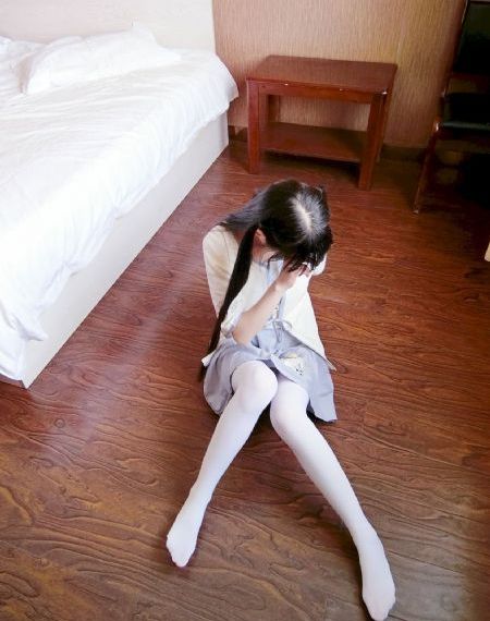 久久看视频_720高清完整版