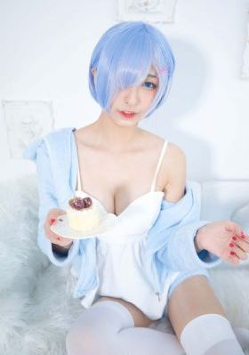 里菜的穴_DVD手机在线看